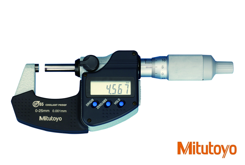 Digitální třmenový mikrometr Mitutoyo 0-25 mm IP65 s bubínkovou řehtačkou a výstupem