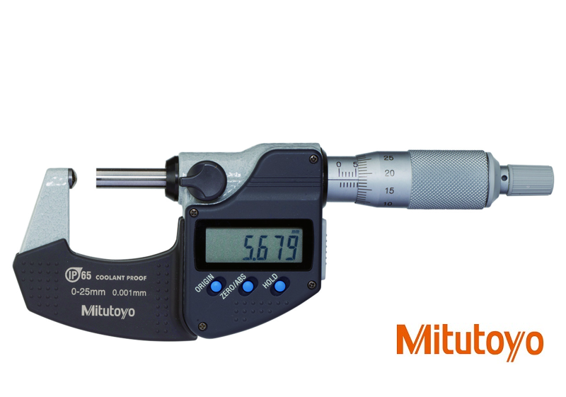Digitální mikrometr Mitutoyo 0-25 mm na měření klenutých ploch a síly trubek, kroužků...